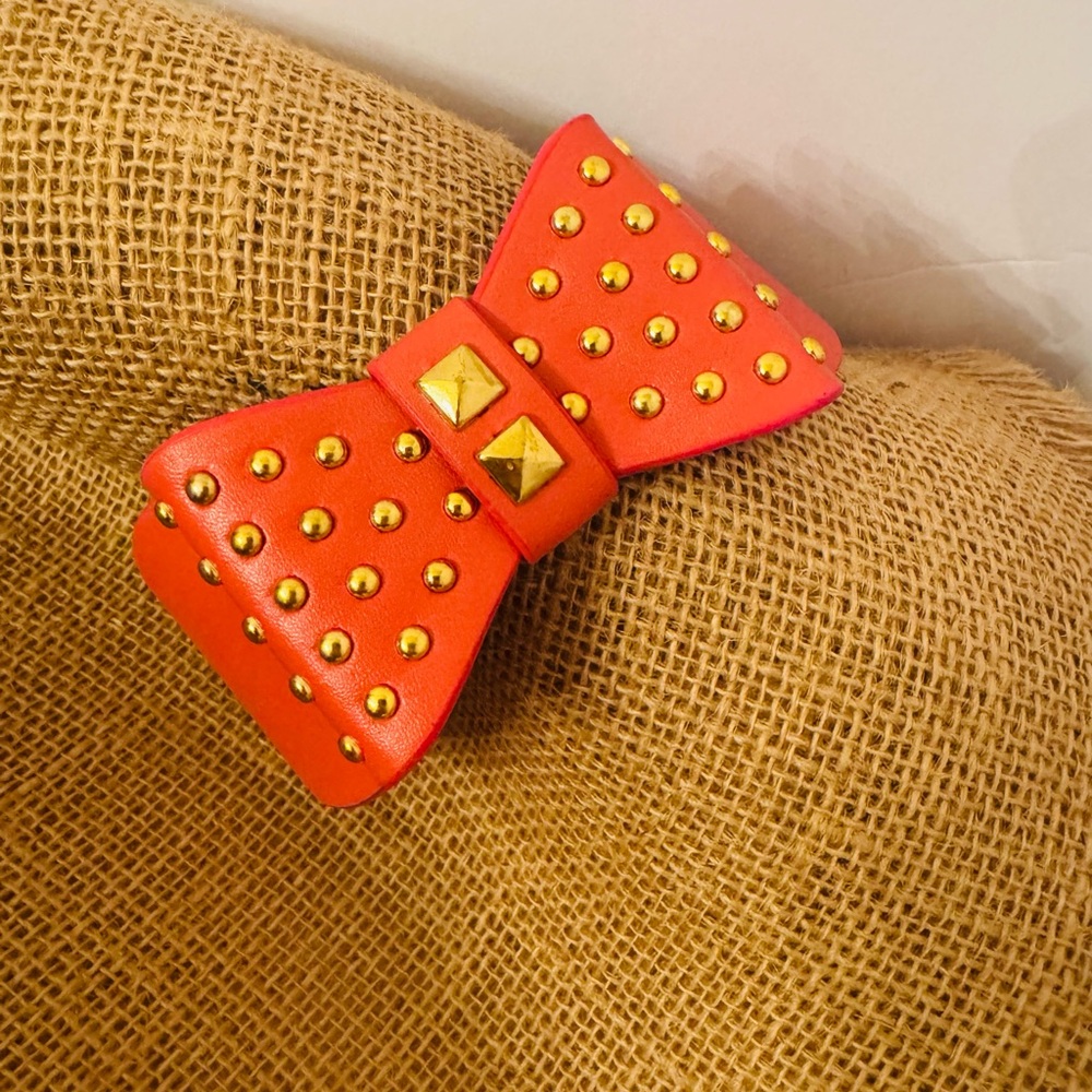 NIB PLUNDER CORAL SANDCASTLE CUFF BOW BRACELET RETIRED - Picture 2 of 8
